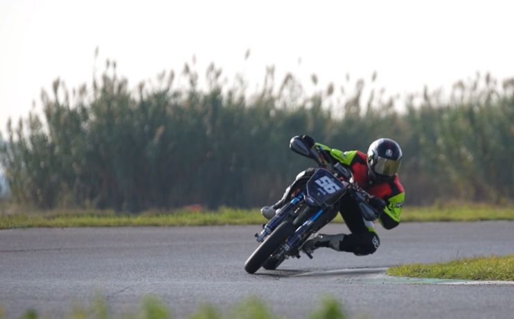 video-section-banner-image